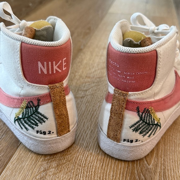 blazer mid 77 se catechu